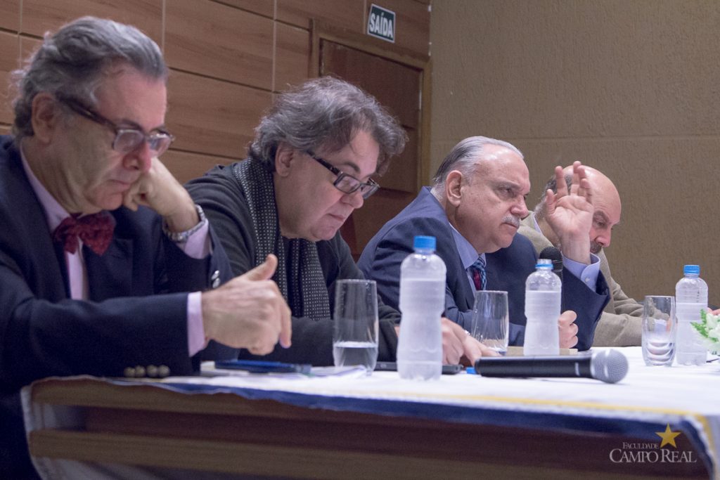 Dr. Luiz Alberto David Araujo, Dr. Lênio Streck, Dr. Jacinto de Miranda de Coutinho e Dr. Fernando Facury Scaff