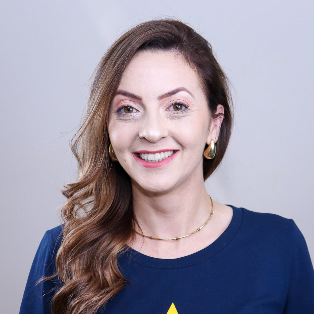 Prof. Joice Piovezani
