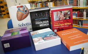 livros medicina guarapuava faculdade campo real