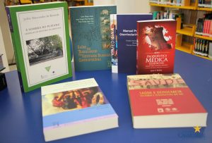 livros medicina guarapuava faculdade campo real