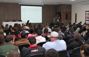 faculdade, guarapuava, campo real, medicina veterinária, palestra, ovinocultura