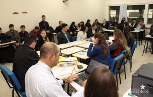 faculdade, guarapuava, campo real, audiência simulada, direito