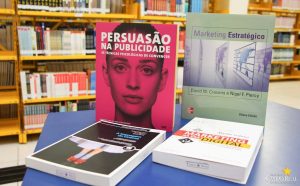 faculdade, campo real, guarapuava, biblioteca, novos livros