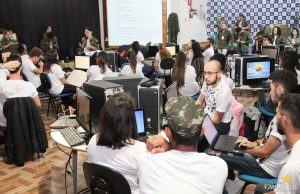 BZZstorm Creative Camp
