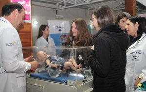 mostra de profissões, faculdade campo real, guarapuava