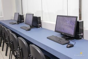 Laboratórios de Robótica e Eletrônica e Circuitos Elétricos