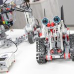 Laboratórios de Robótica e Eletrônica e Circuitos Elétricos