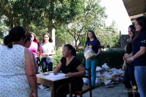 Campo Real entrega mais de 4 toneladas de alimentos para instituições de caridade