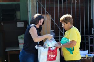 Campo Real entrega mais de 4 toneladas de alimentos para instituições de caridade