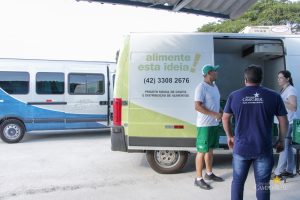 Campo Real entrega mais de 4 toneladas de alimentos para instituições de caridade