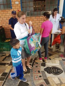 Campo Real entrega mais de 4 toneladas de alimentos para instituições de caridade