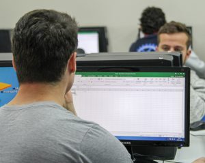 Engenharias promovem palestras da CampoTech 2018