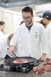 curso de preparo de carnes