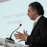 Desembargador Sérgio Lemos ministra palestra “Direito, Trabalho e Tecnologia”