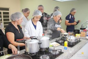 Projeto Cozinhando em Família