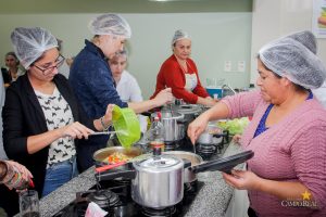 Projeto Cozinhando em Família
