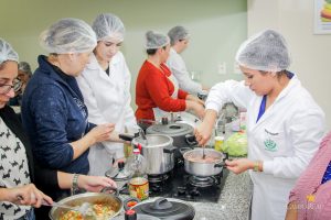 Projeto Cozinhando em Família