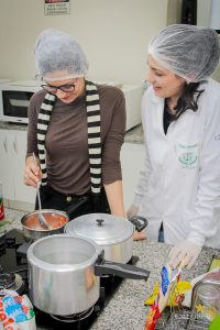 Projeto Cozinhando em Família