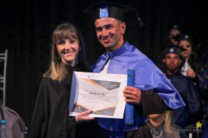 Colação de Grau de Administração e Engenharia Agronômica Centro Universitário Campo Real Guarapuava