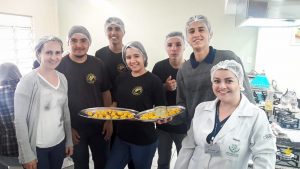 Nutrição realiza oficina com alunos do Centro de Educação Profissional Arlindo Ribeiro