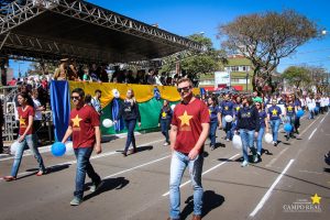 desfile 7 de setembro, desfile cívico, guarapuava, centro universitário, campo real