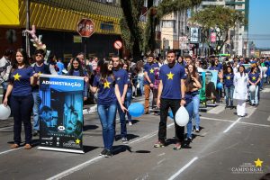 desfile 7 de setembro, desfile cívico, guarapuava, centro universitário, campo real