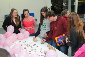 Biomedicina desenvolve ações da Campanha Outubro Rosa