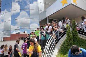 Campo Real reúne centenas de candidatos no Vestibular de Medicina