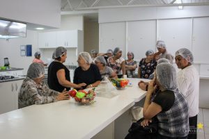 Nutrição promove oficinas práticas da Campanha Outubro Rosa