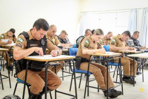Saúde Emocional dos Policiais É Urgente Cuidar de Quem Cuida!”, com os integrantes do 16º Batalhão de Polícia Militar de Guarapuava