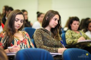 outubro rosa, guarapuava, palestra, saúde, acadêmicos, faculdade, biomedicina, enfermagem, nutrição