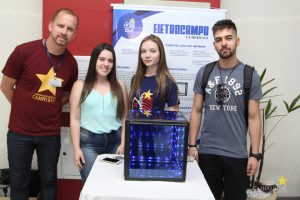 Acadêmicos realizam exposição de trabalhos na EletroCampo