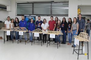 Acadêmicos realizam exposição de trabalhos na EletroCampo