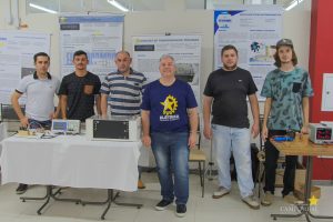 Acadêmicos realizam exposição de trabalhos na EletroCampo