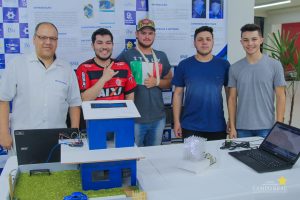 Acadêmicos realizam exposição de trabalhos na EletroCampo