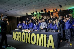 colação-de-grau-engenharia-agronomica-centro-universirário-campo-real-guarapuava-formatura