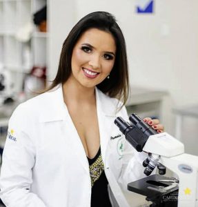 Egressas de Biomedicina são aprovadas em mestrado