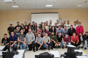 Acadêmicos de Administração visitam Shopping Cidade dos Lagos