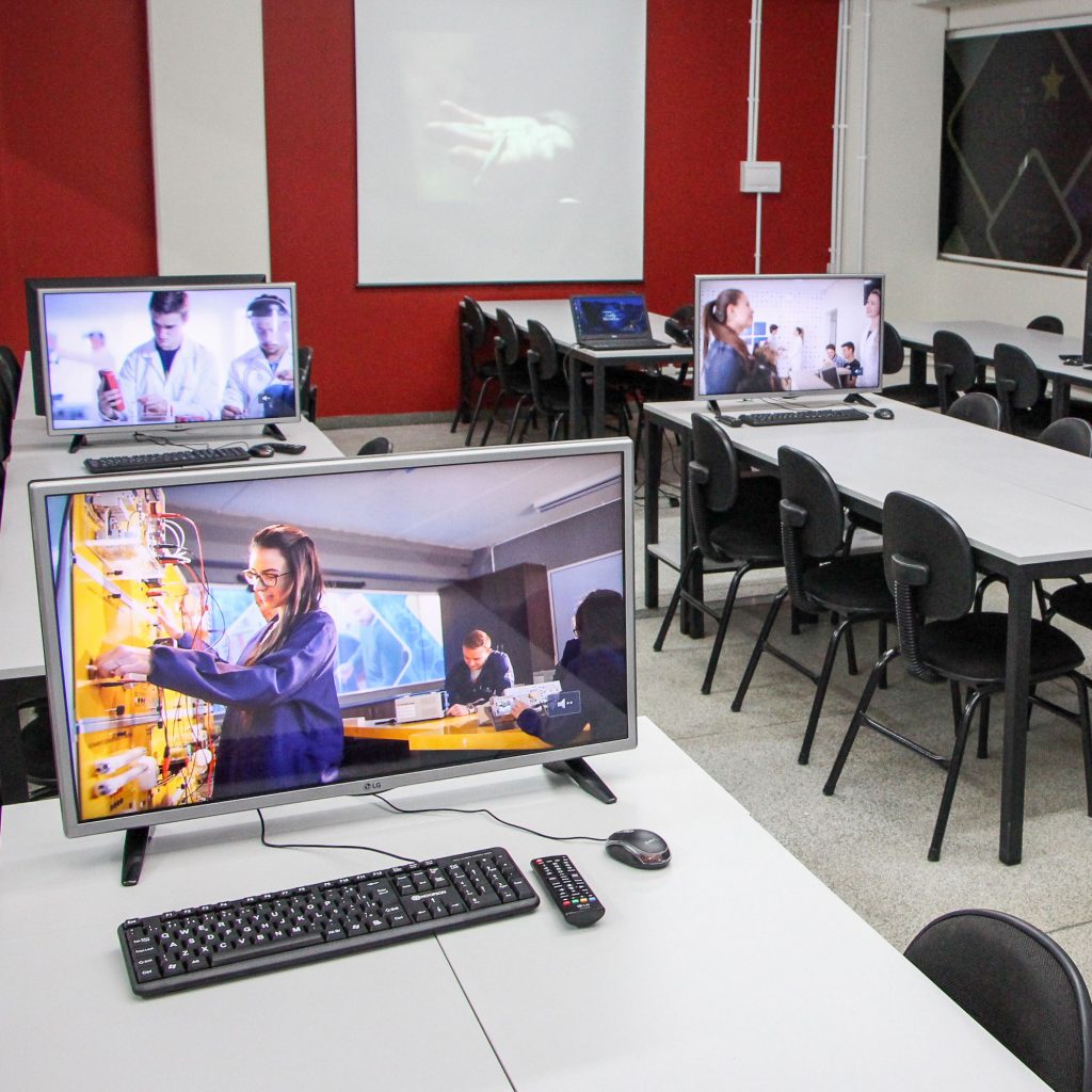 Administração recebe o Conect Lab – Jogos de Empresas (5)