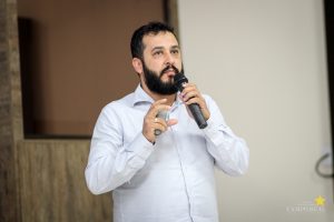 Campo Real sedia Seminário Acadêmico das Coligadas UB
