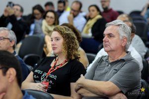 Campo Real sedia Seminário Acadêmico das Coligadas UB
