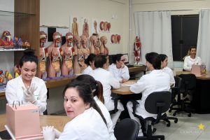 Cursos Técnicos desenvolvem atividades práticas na Campo Real