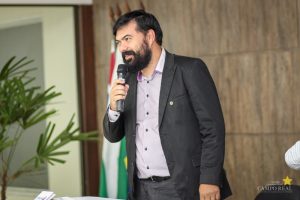 Engenheiros de Produção recebem registros profissionais do Crea-PR