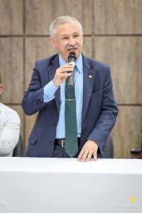 Engenheiros de Produção recebem registros profissionais do Crea-PR