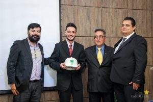 Engenheiros de Produção recebem registros profissionais do Crea-PR