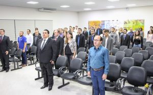 Engenheiros de Produção recebem registros profissionais do Crea-PR