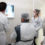 Acadêmicos de Enfermagem participam de aula prática de sonda nasoenteral