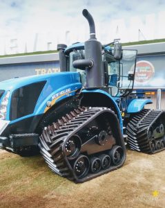 Acadêmicos de Engenharia Agronômica participam da Agrishow