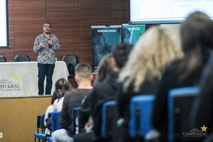 Acadêmicos participam de palestras no Simpósio de Saúde