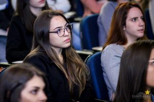 Acadêmicos participam de palestras no Simpósio de Saúde